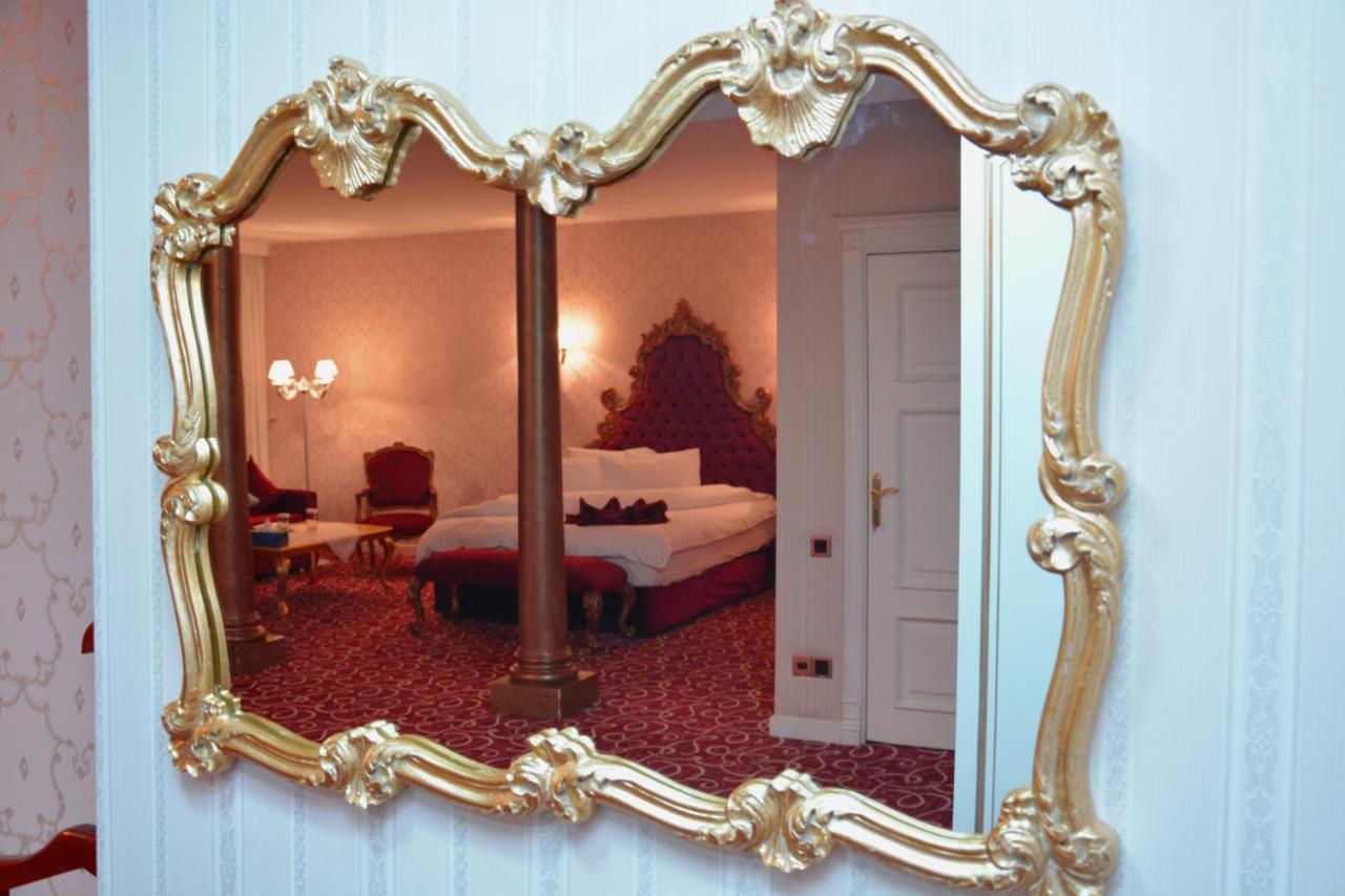 Deluxe Hotel Ганджа Екстериор снимка