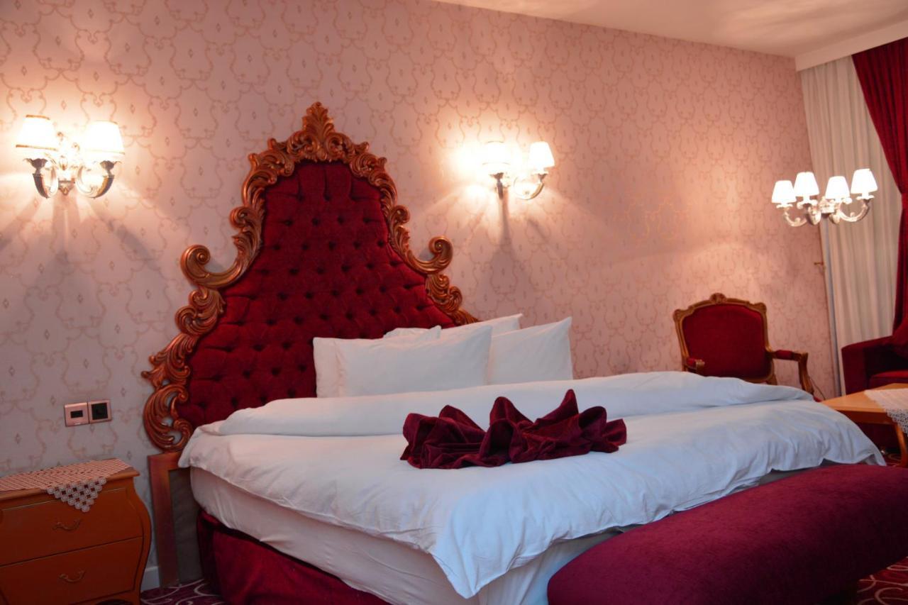 Deluxe Hotel Ганджа Екстериор снимка