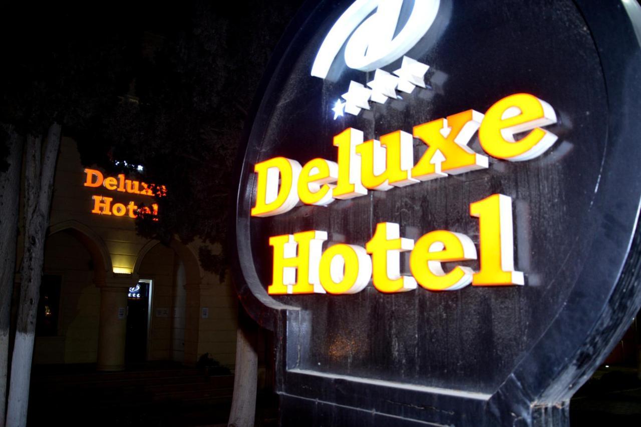 Deluxe Hotel Ганджа Екстериор снимка