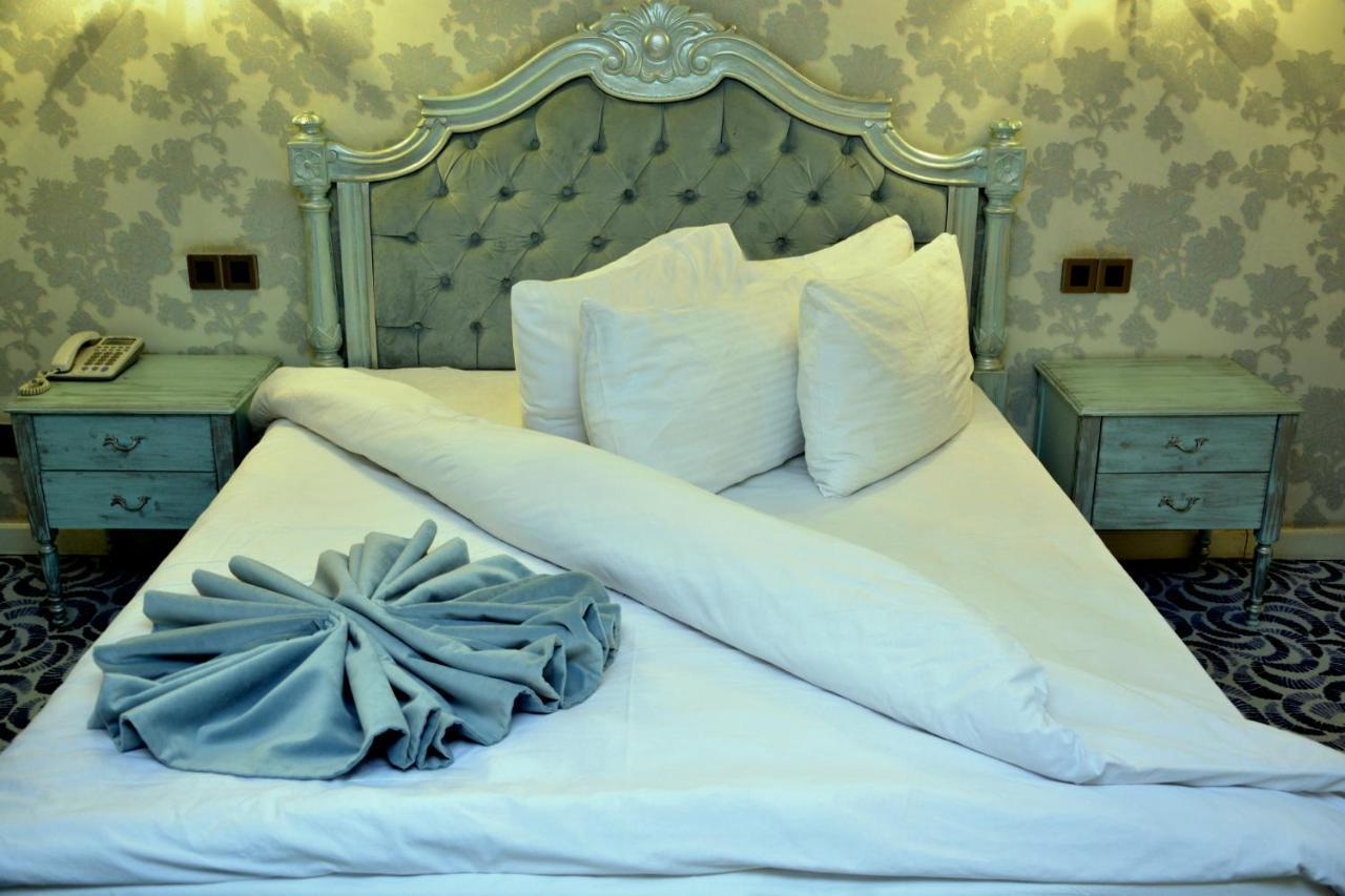 Deluxe Hotel Ганджа Екстериор снимка