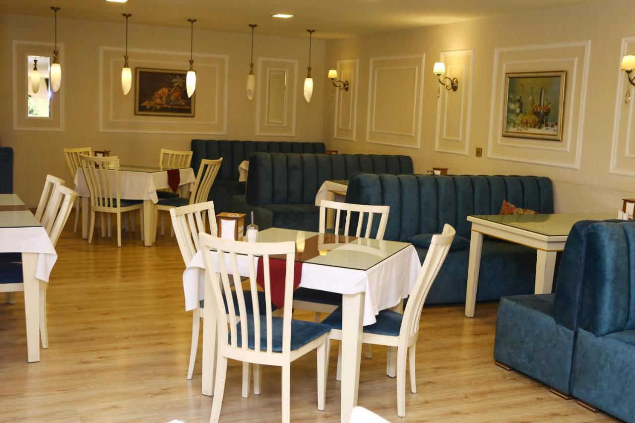 Deluxe Hotel Ганджа Екстериор снимка