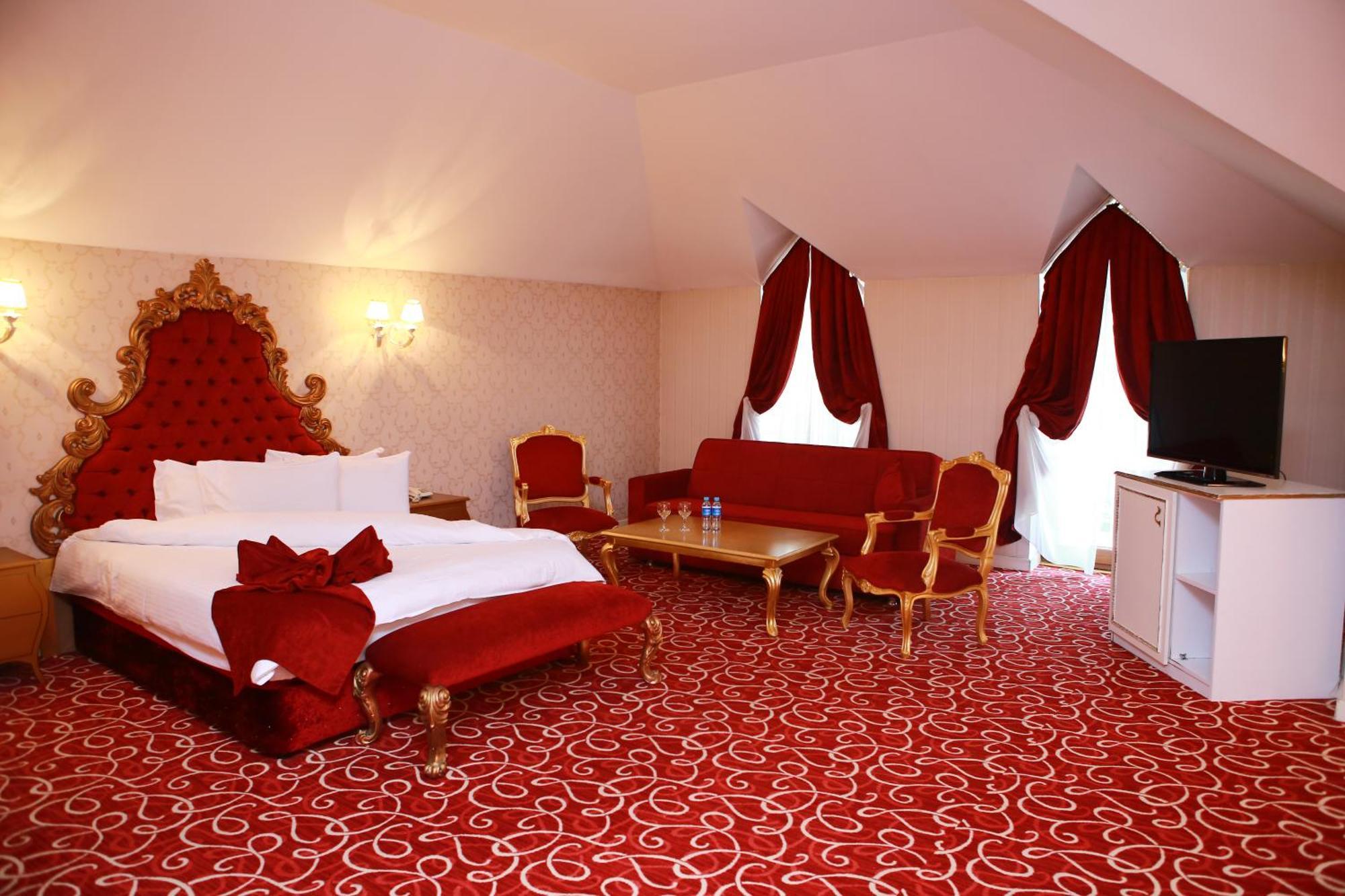 Deluxe Hotel Ганджа Екстериор снимка